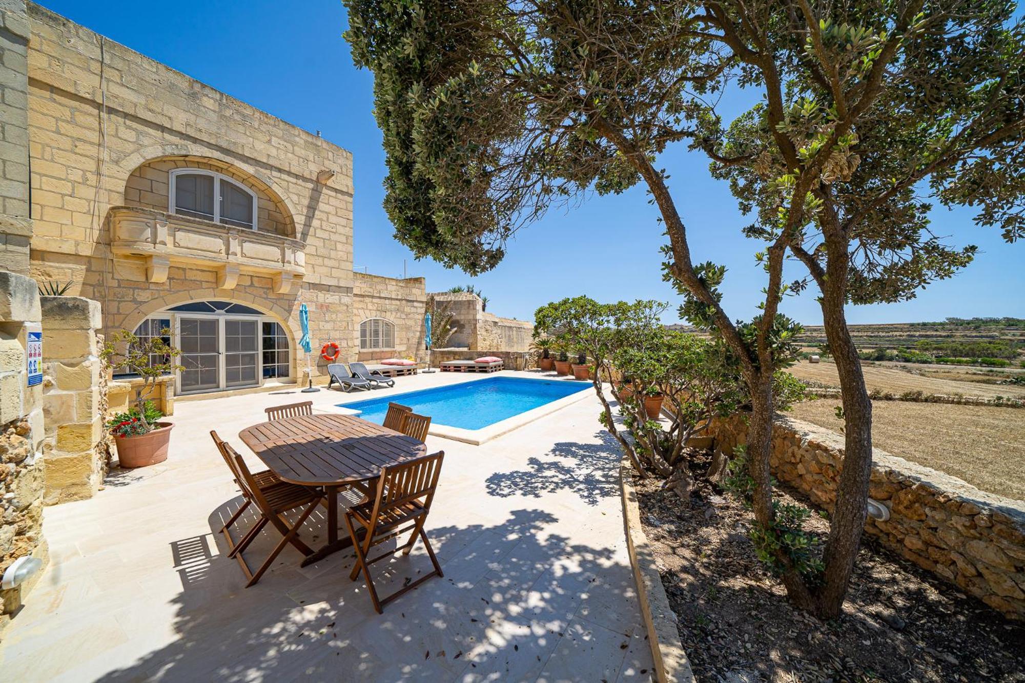 Lonza Gharb Farmhouse Exterior foto