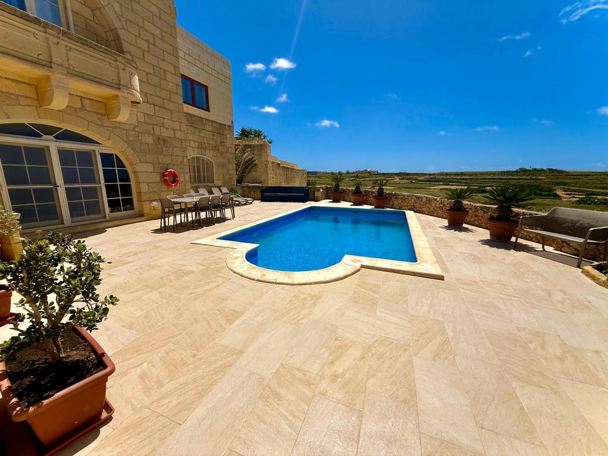 Lonza Gharb Farmhouse Exterior foto